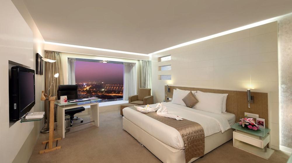 Welcomhotel By Itc Hotels, Ashram Road, אחמדאבאד מראה חיצוני תמונה