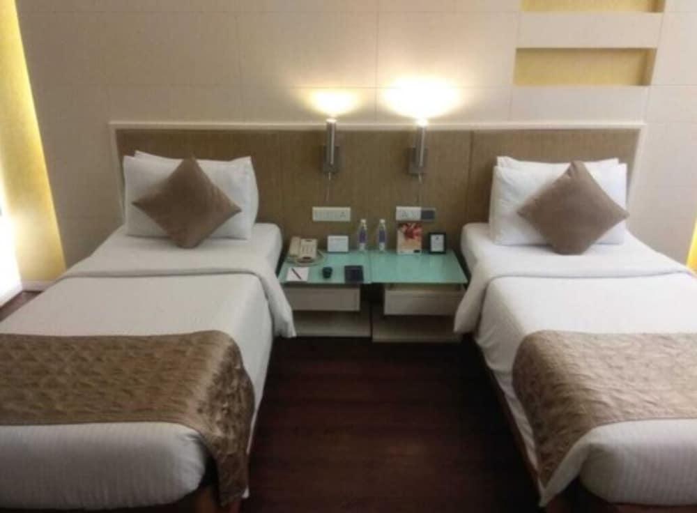 Welcomhotel By Itc Hotels, Ashram Road, אחמדאבאד מראה חיצוני תמונה