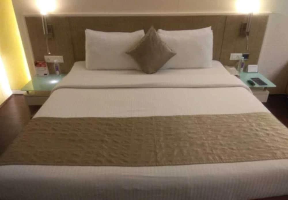 Welcomhotel By Itc Hotels, Ashram Road, אחמדאבאד מראה חיצוני תמונה