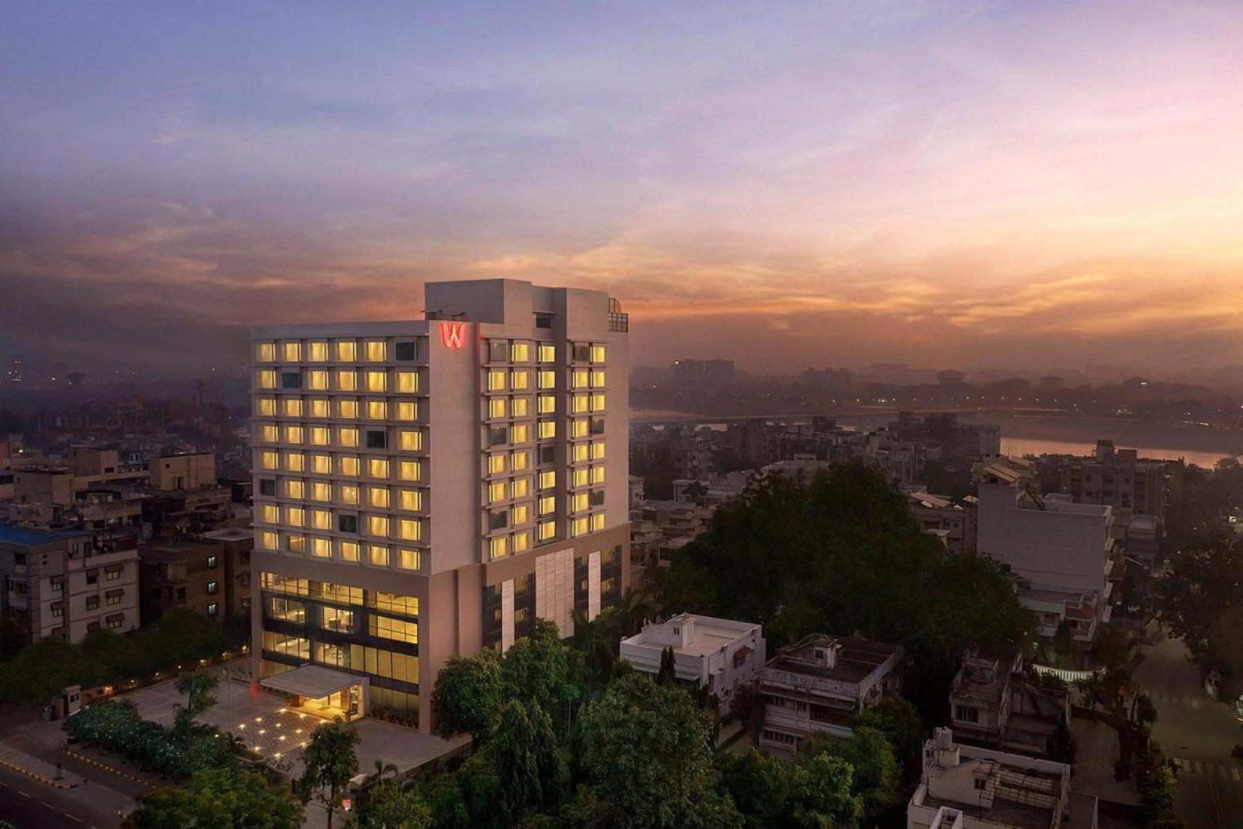 Welcomhotel By Itc Hotels, Ashram Road, אחמדאבאד מראה חיצוני תמונה