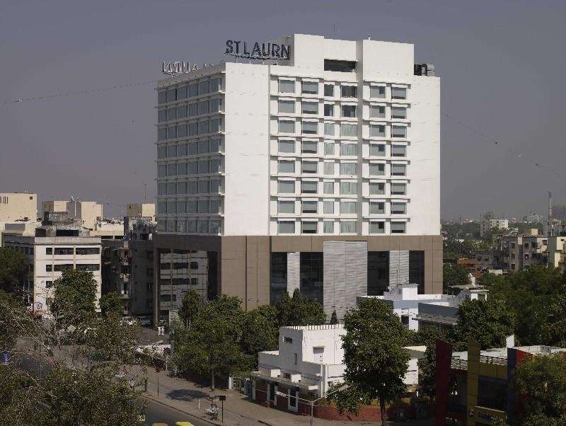 Welcomhotel By Itc Hotels, Ashram Road, אחמדאבאד מראה חיצוני תמונה